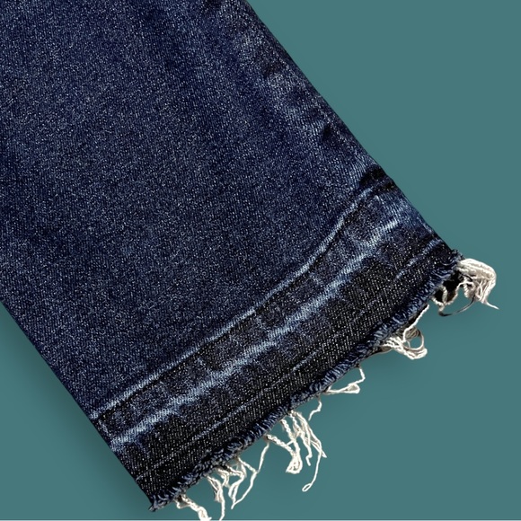 EUC Pilcro and the Letterpress cigarette style jeans with let out hem. Size 26 - Picture 11 of 11